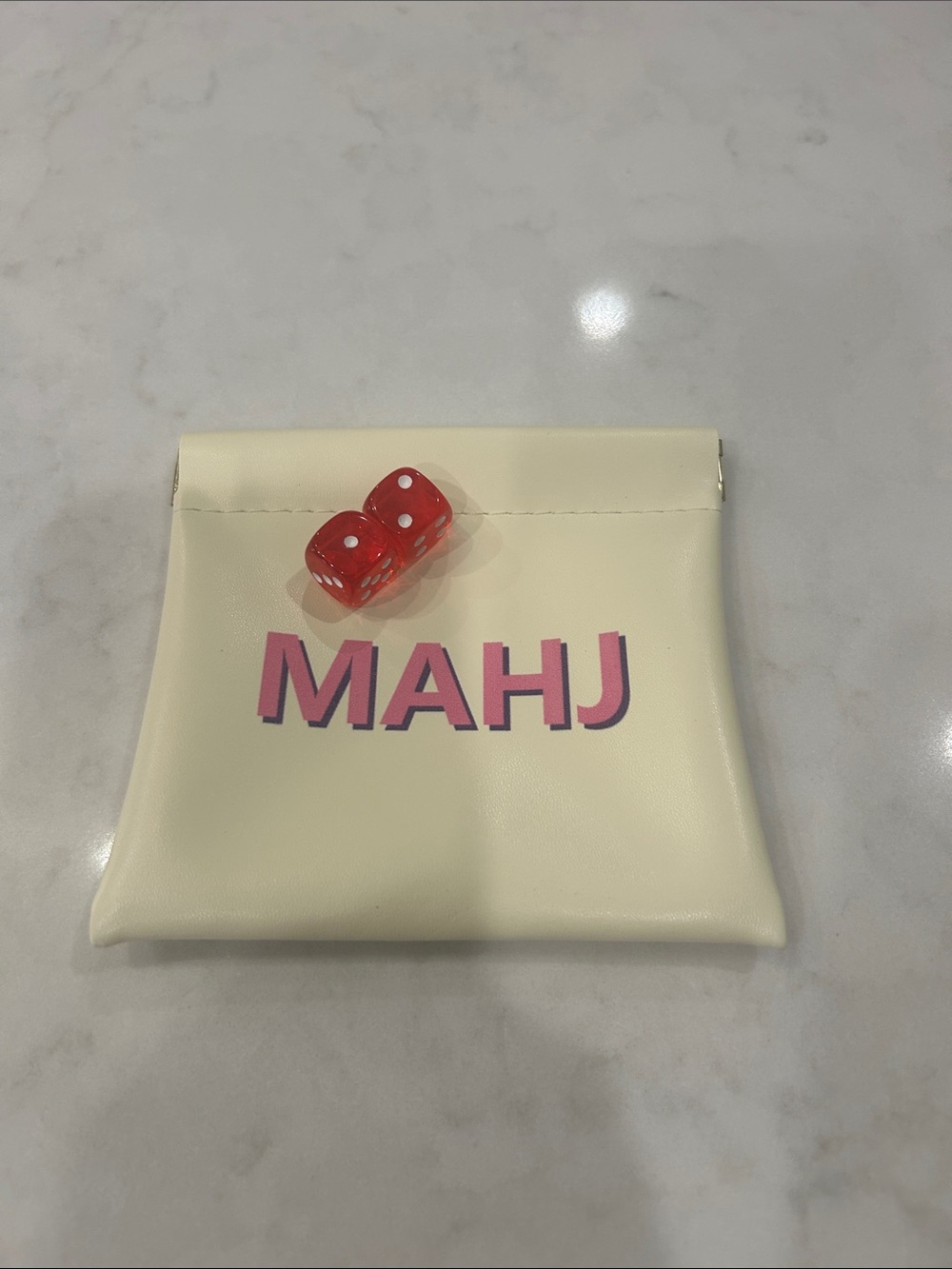 Mahjong Cream Dice Pouch with Red Acrylic 🎲 Dice.